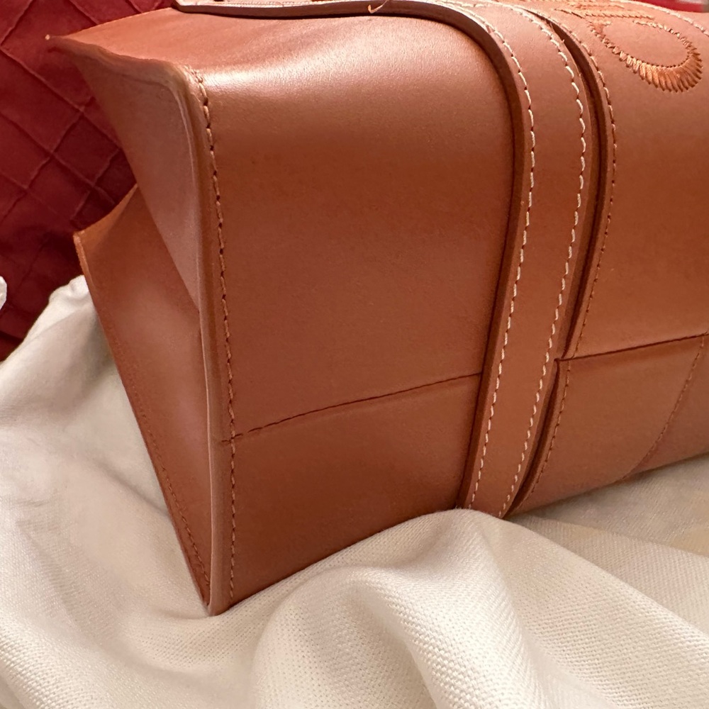 Tan Leather Chloe medium woody tote - Picture 2 of 11